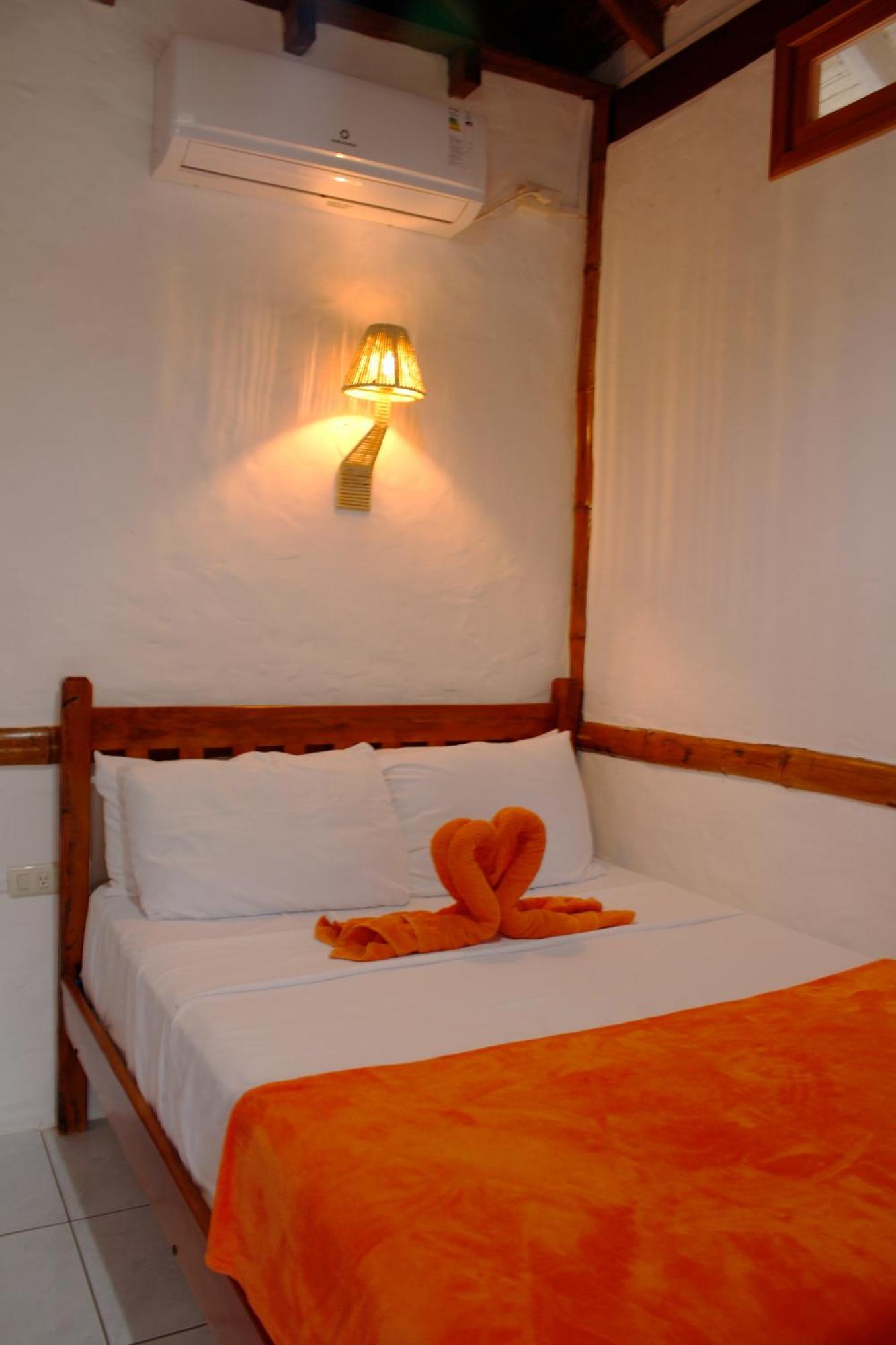 Hanga Roa Hotel Montañita المظهر الخارجي الصورة