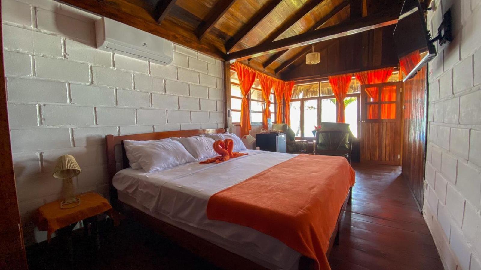 Hanga Roa Hotel Montañita الغرفة الصورة