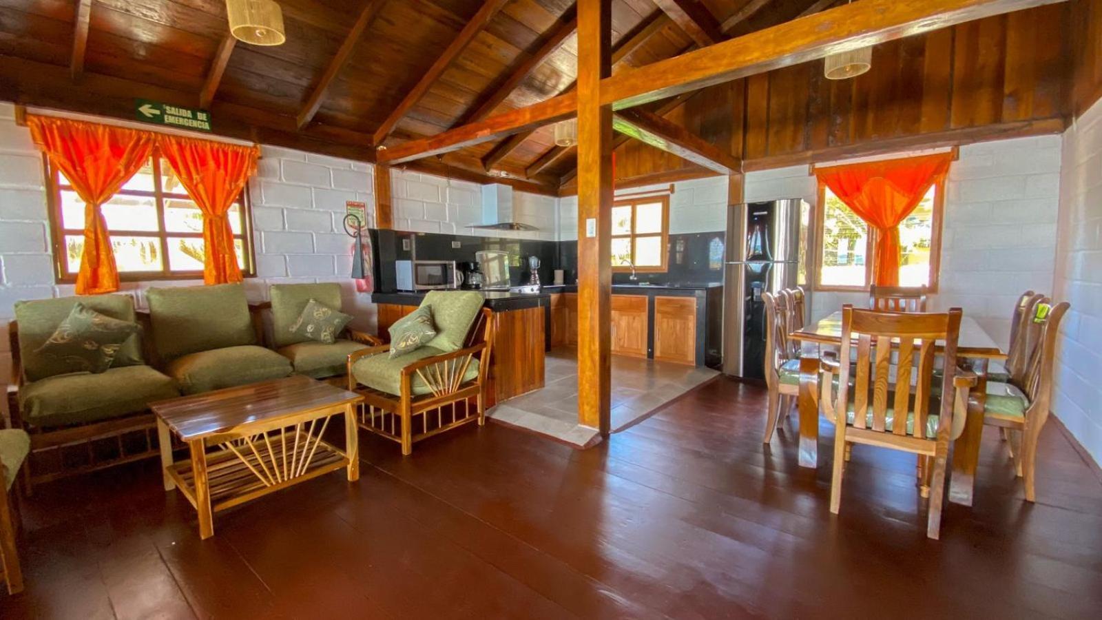 Hanga Roa Hotel Montañita الغرفة الصورة